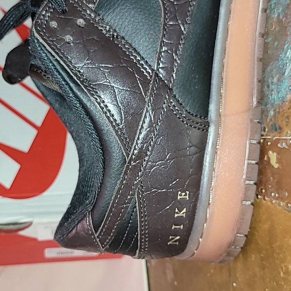 Nike Dunk Low. Velvet Brown. Worn twice. With OG BOX. Men's size 13. - Picture 3 of 16